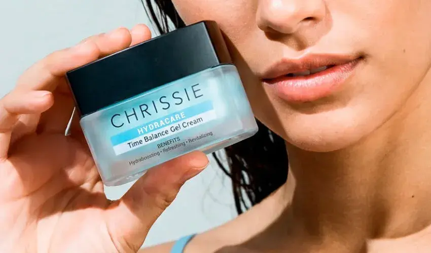 Lekki Time Balance Gel Cream o świeżej teksturze Chrissie Cosmetics HYDRACARE 